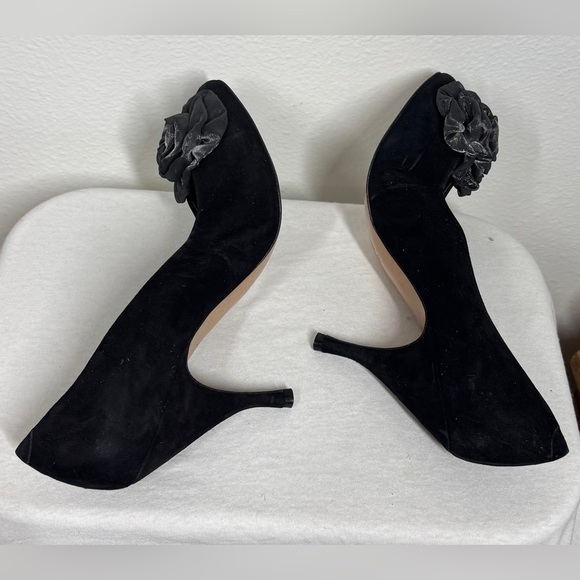 Sesto Meucci of Florence Silver Flower Black Suede Almond Toe Heeled Pump 10B - Picture 9 of 16